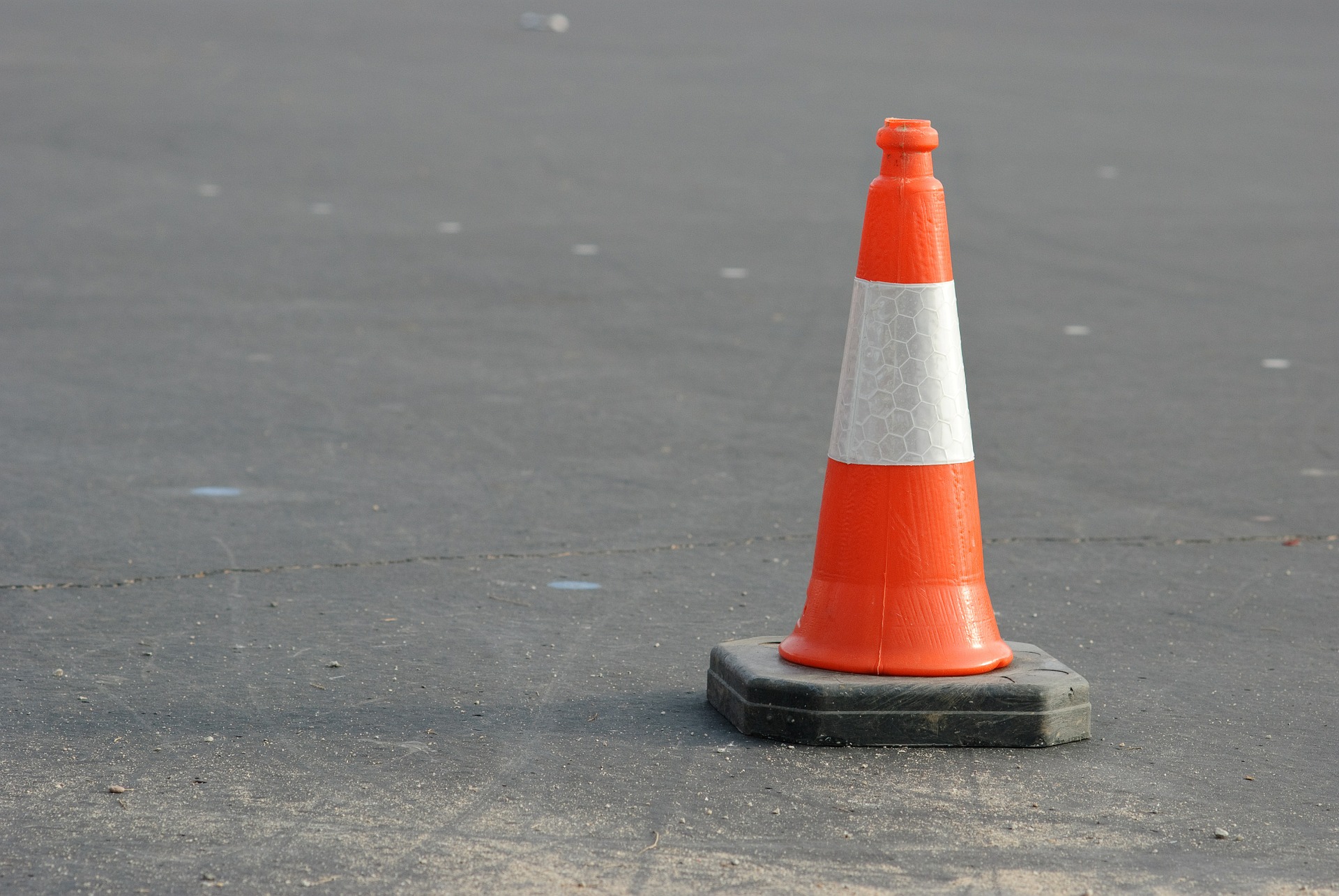 Travaux de renouvellement de la chaussée sur l'aire de l'Arclusaz