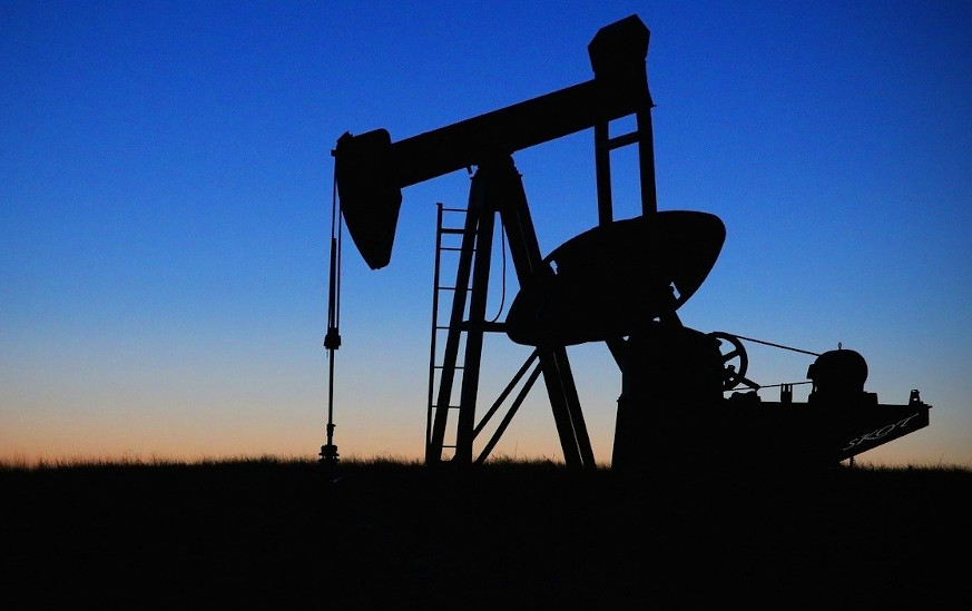 Chute historique du pétrole américain faute de stockage aux Etats-Unis